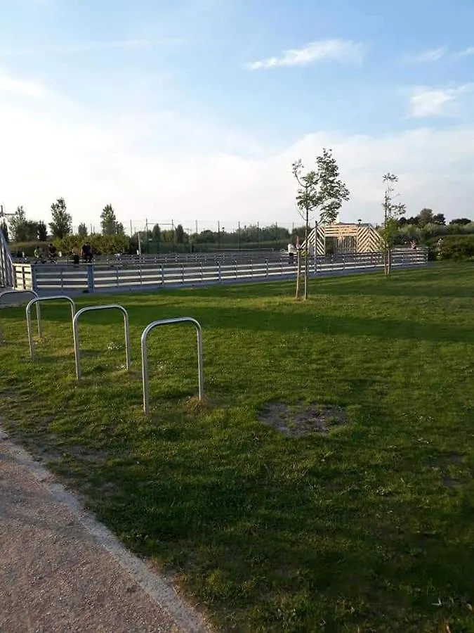 Luxueuze Stacaravan In Bredene Met Eigen Terras En Tuintje 0*,