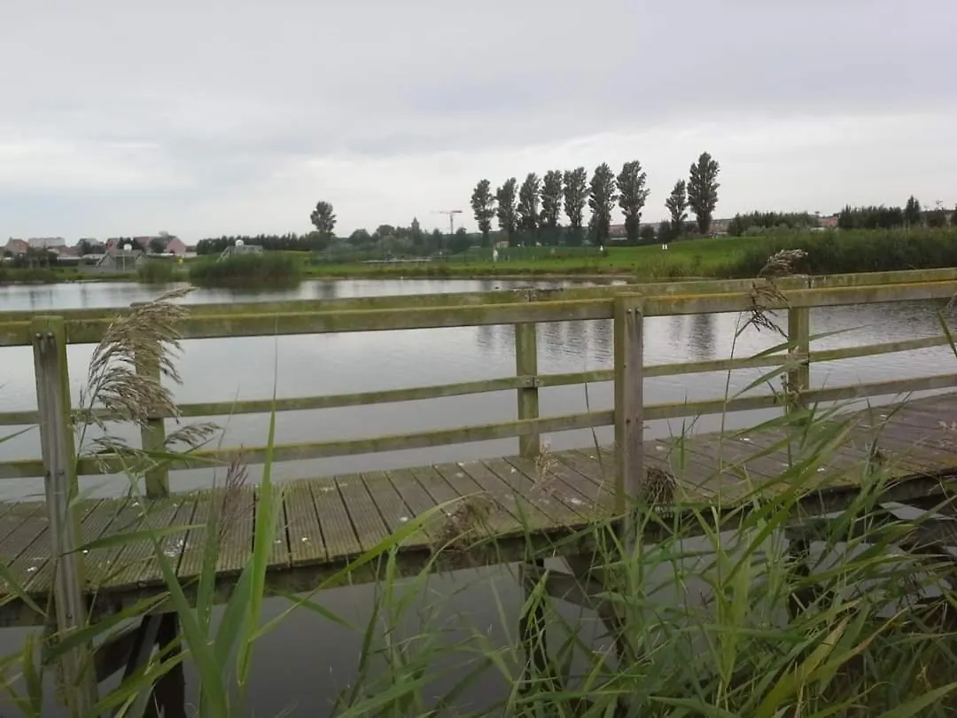 Luxueuze Stacaravan In Bredene Met Eigen Terras En Tuintje